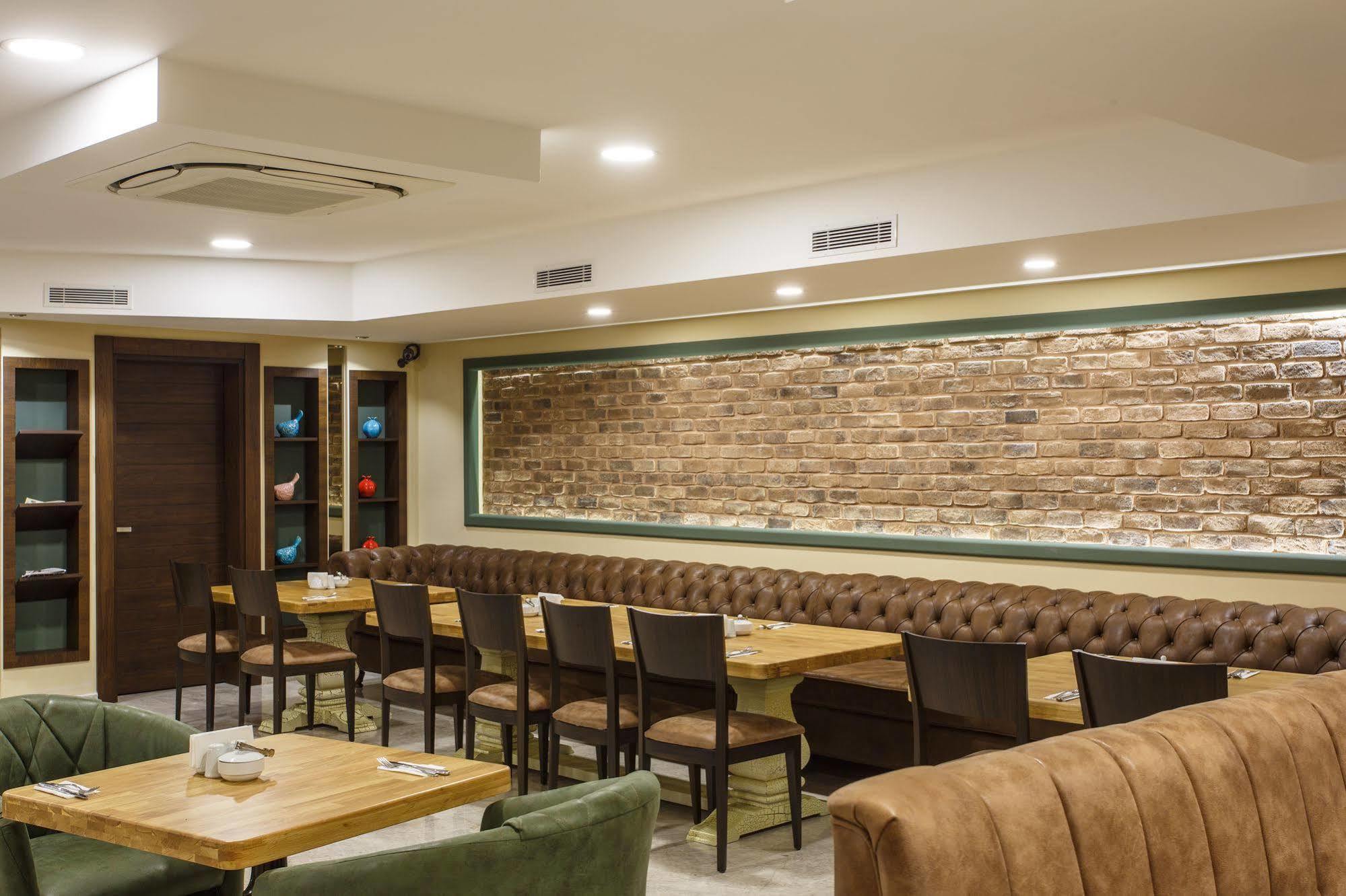 Antroyal Hotel Antalya Extérieur photo