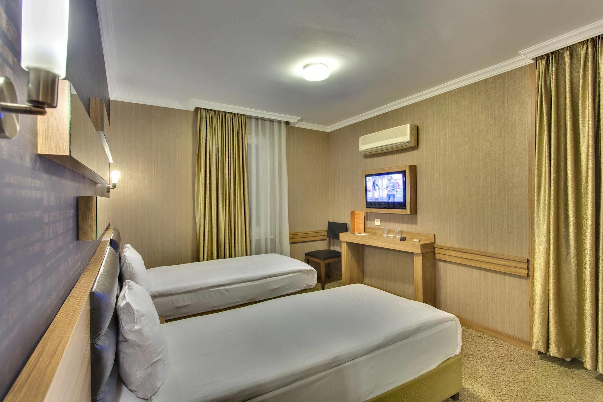 Antroyal Hotel Antalya Extérieur photo