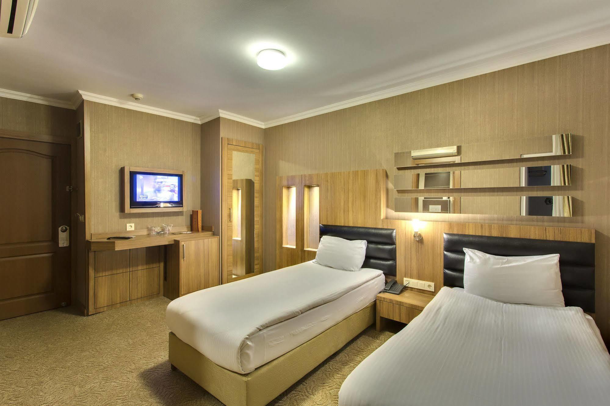 Antroyal Hotel Antalya Extérieur photo