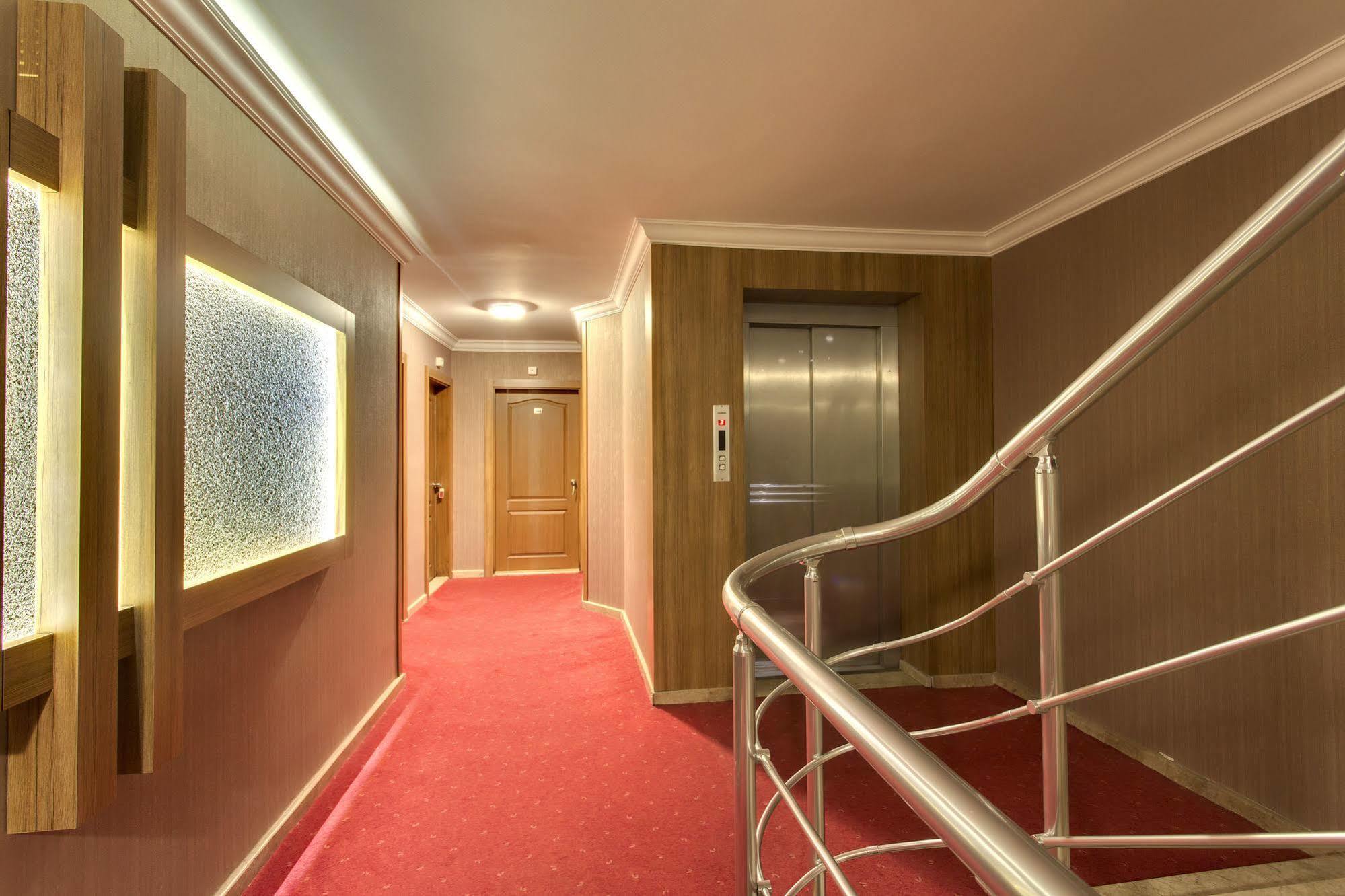 Antroyal Hotel Antalya Extérieur photo